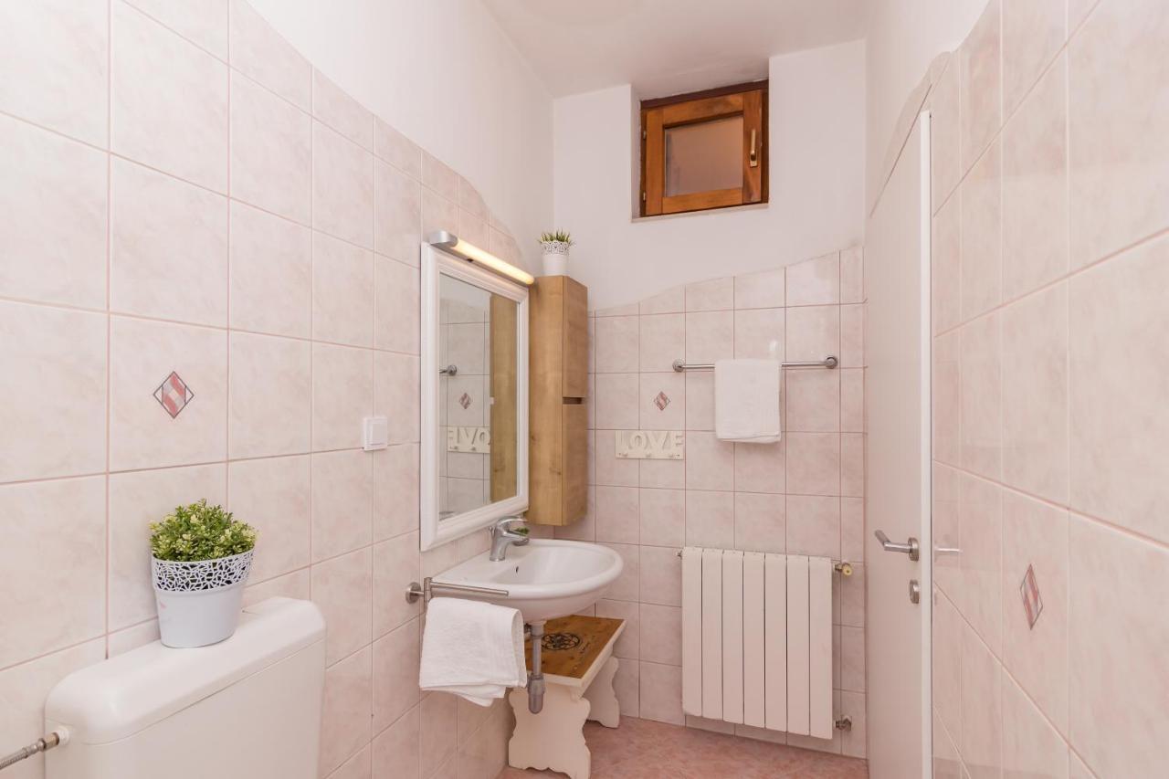 Apartment Box Porec Exterior photo